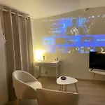 Jardins De Castille - 200M De La Gare - Home Cinema